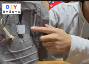 電気あんか内部のヒーター線と温度ヒューズ